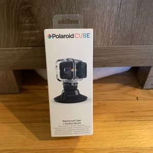 Polaroid cube case and mount